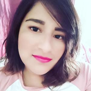 Meet your Posher, Abril